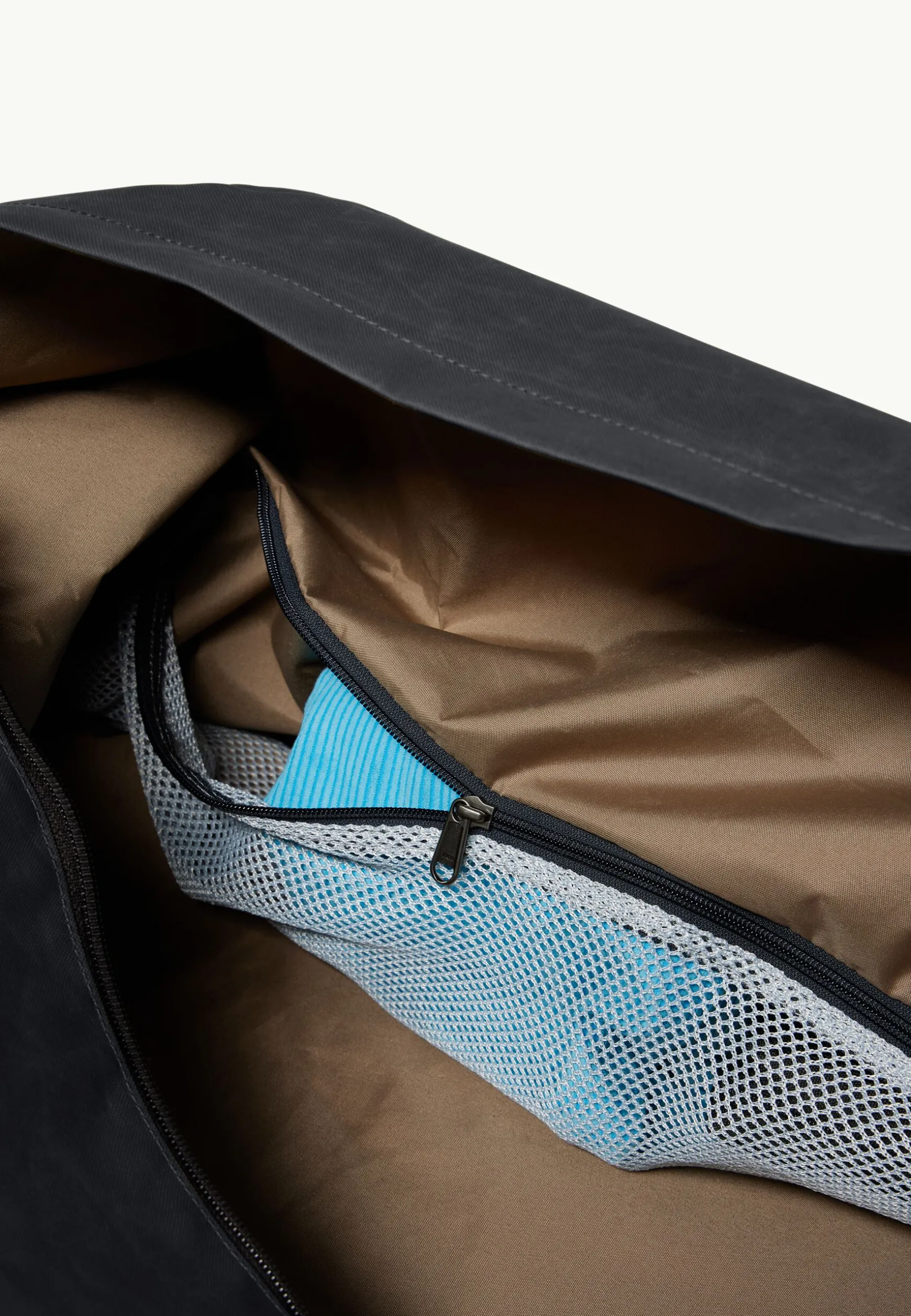 Traveltopia Duffle 85